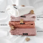 Kocyk merino ciasteczko piwonia - LULLALOVE 2 Kocyk merino ciasteczko
