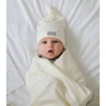 Czapeczka niemowlęca 0-3M Creme - Tiny Star 2 Czapeczka niemowlęca 0-3M Creme