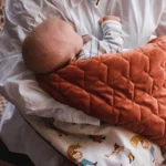 Ciepły Koc Velvet HEARTBEAT PINK MUSIC M - La Millou 2 Ciepły Koc Velvet HEARTBEAT PINK M