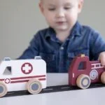 Zestaw aut karetka, policja, wóz strażacki - Little Dutch 9 Zestaw aut Little Dutch