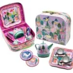 Bajkowy świat zestaw do herbaty w walizeczce 11 elementów - Floss & Rock 1 Bajkowy świat zestaw do herbaty w walizeczce 11 elementów
