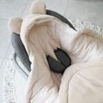 Otulacz do fotelika Sweet Dots & Beige - Tiny Star