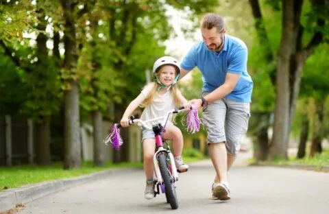 Jak nauczyć dziecko jeździć na rowerze?