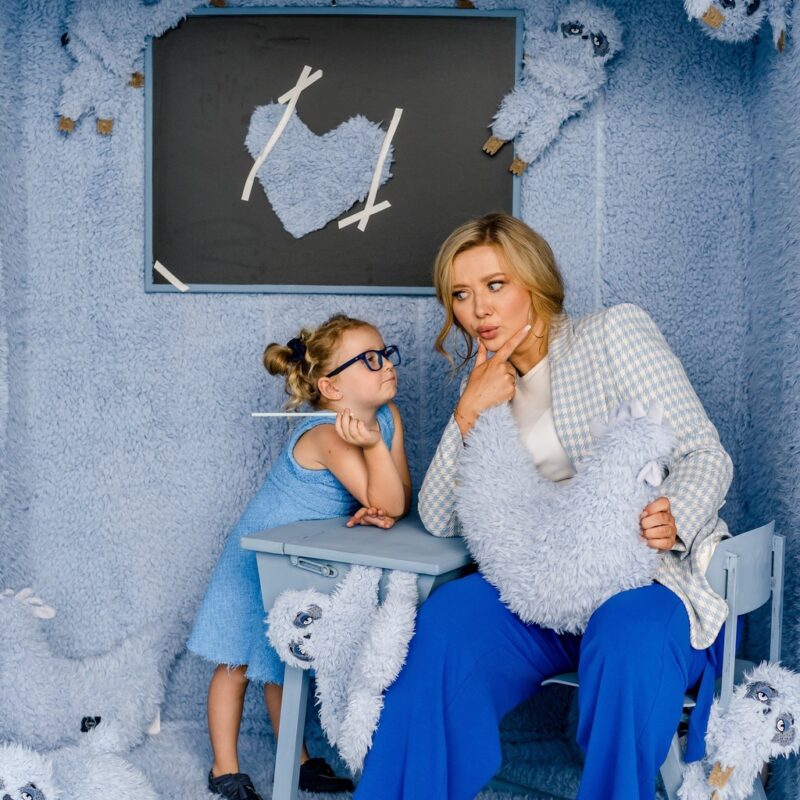 Dzika Kura Babci Dany Blue