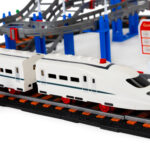 Kolejka i auto na baterie dwa tory - Multistore 4 4 24